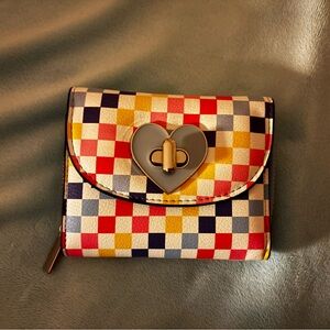 Multicolor Checkered Heart-Accent Women’s Wallet 🏁❤️